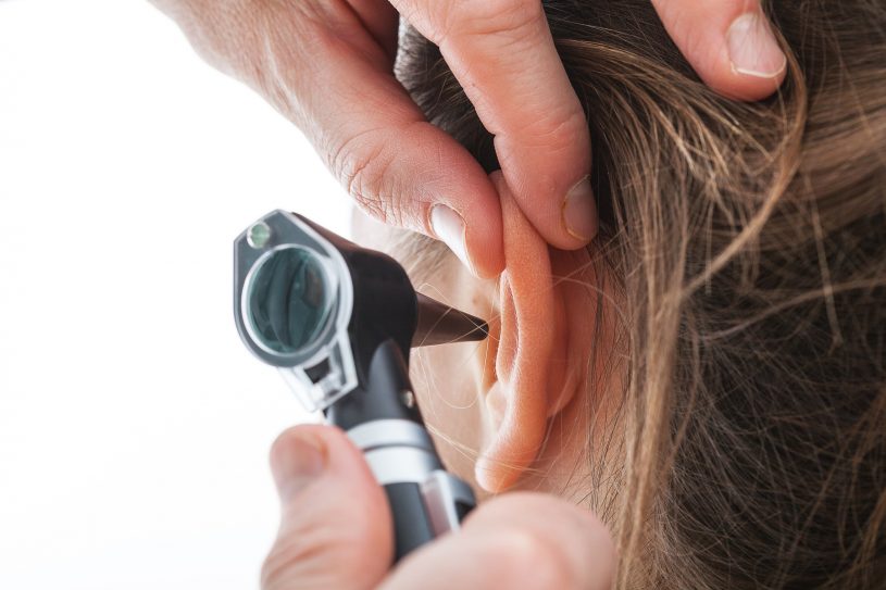 ¿Cuáles son los principales problemas relacionados con los oídos?