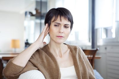 ¿Qué provoca los acúfenos? CinfaSalud