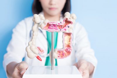 ¿Qué síntomas presenta el cáncer de colon? CinfaSalud