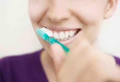 ¿Cuántas veces hay que lavarse los dientes?