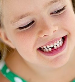¿Cómo aliviar las molestias de la salida de los dientes?