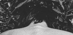: El dolor y la fatiga son síntomas inherentes a los síndromes de Ehlers-Danlos.
