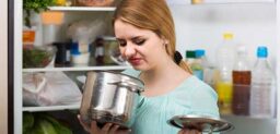 La toxiinfección alimentaria (TIA) es la manifestación clínica provocada por ingerir sustancias tóxicas en alimentos o por comer alimentos o bebidas contaminadas.